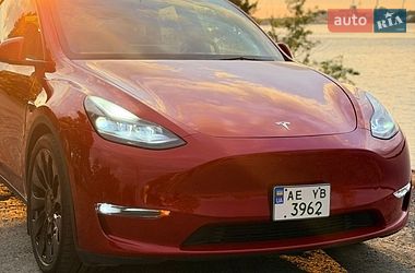 Позашляховик / Кросовер Tesla Model Y 2023 в Дніпрі