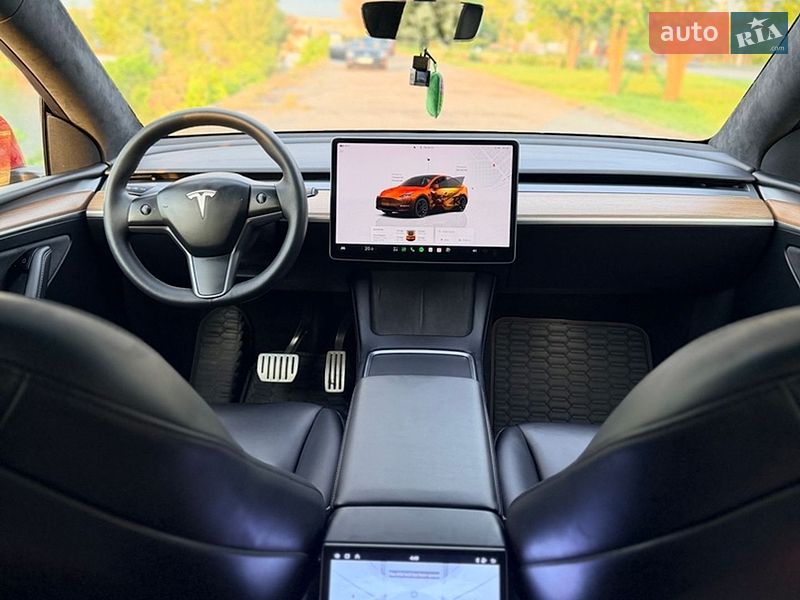 Позашляховик / Кросовер Tesla Model Y 2023 в Дніпрі