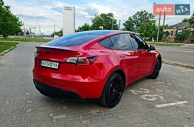 Позашляховик / Кросовер Tesla Model Y 2020 в Харкові