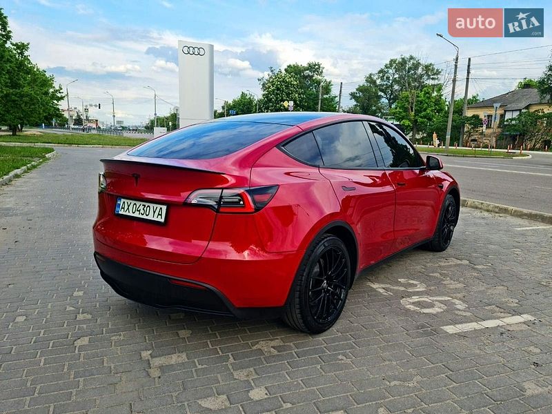 Позашляховик / Кросовер Tesla Model Y 2020 в Харкові