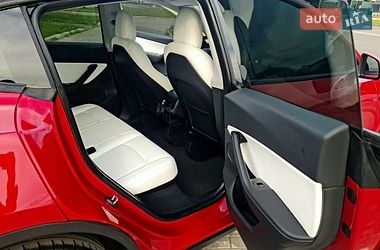 Позашляховик / Кросовер Tesla Model Y 2020 в Харкові