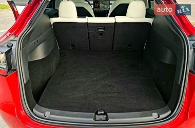 Позашляховик / Кросовер Tesla Model Y 2020 в Харкові