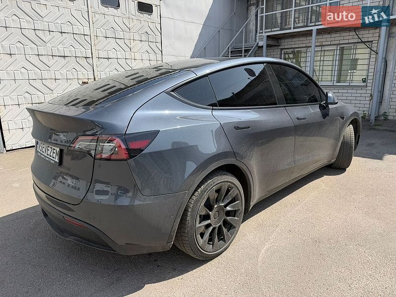 Позашляховик / Кросовер Tesla Model Y 2022 в Рівному