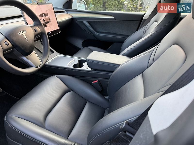 Внедорожник / Кроссовер Tesla Model Y 2023 в Виннице