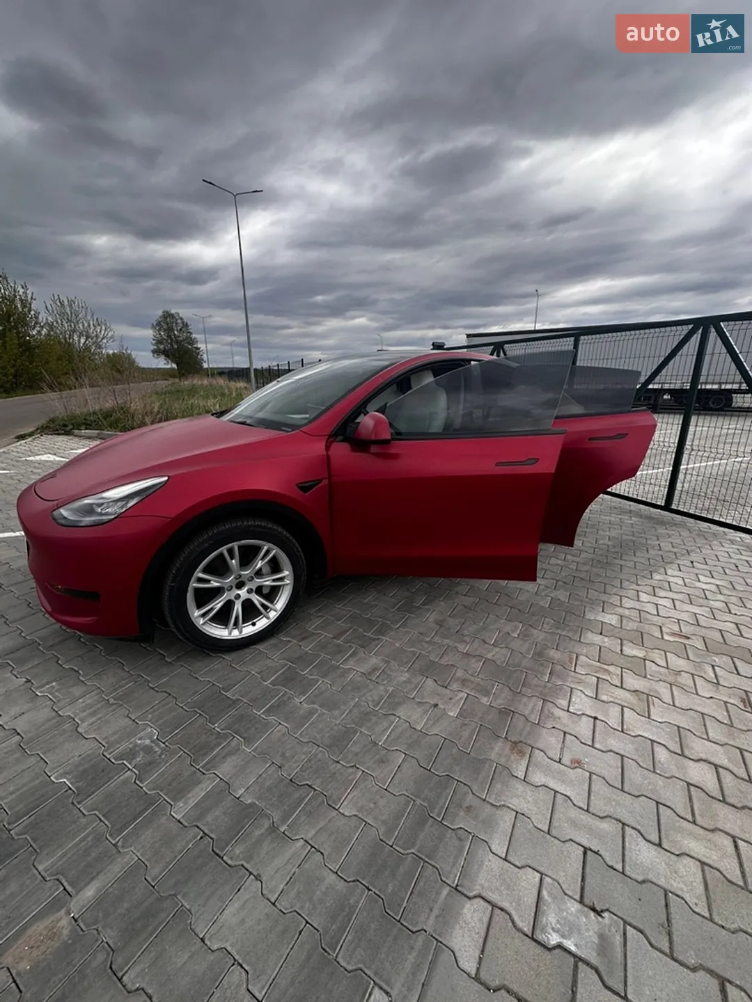2023 Tesla Model Y - мініатюра 10