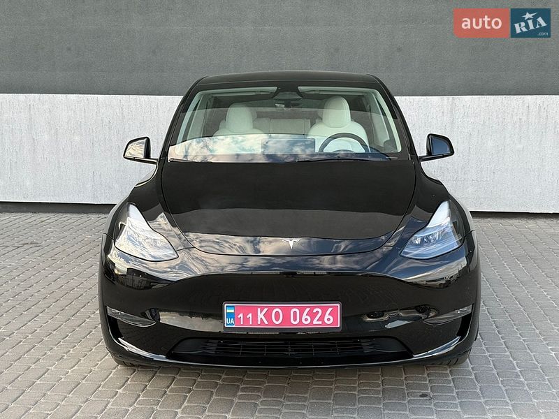 Позашляховик / Кросовер Tesla Model Y 2023 в Тернополі