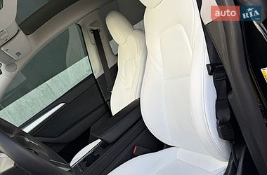 Позашляховик / Кросовер Tesla Model Y 2023 в Тернополі