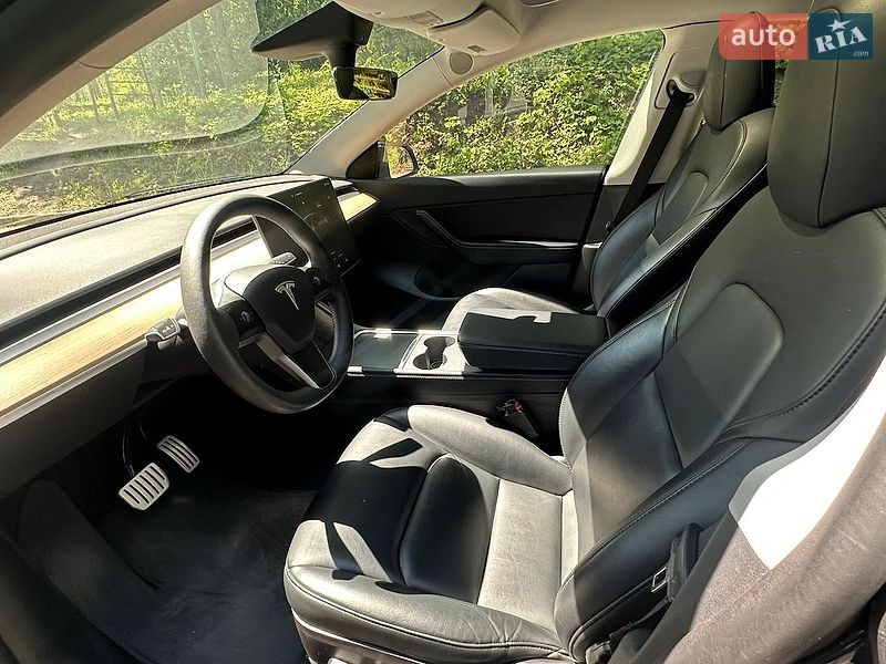 Позашляховик / Кросовер Tesla Model Y 2022 в Тернополі фото 12 Позашляховик / Кросовер Tesla Model Y 2022 в Тернополі