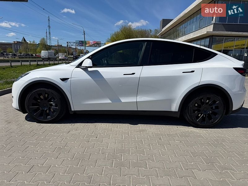 Внедорожник / Кроссовер Tesla Model Y 2020 в Луцке
