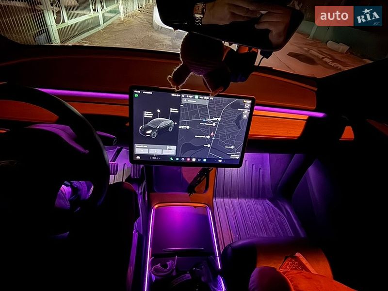 Внедорожник / Кроссовер Tesla Model Y 2020 в Луцке