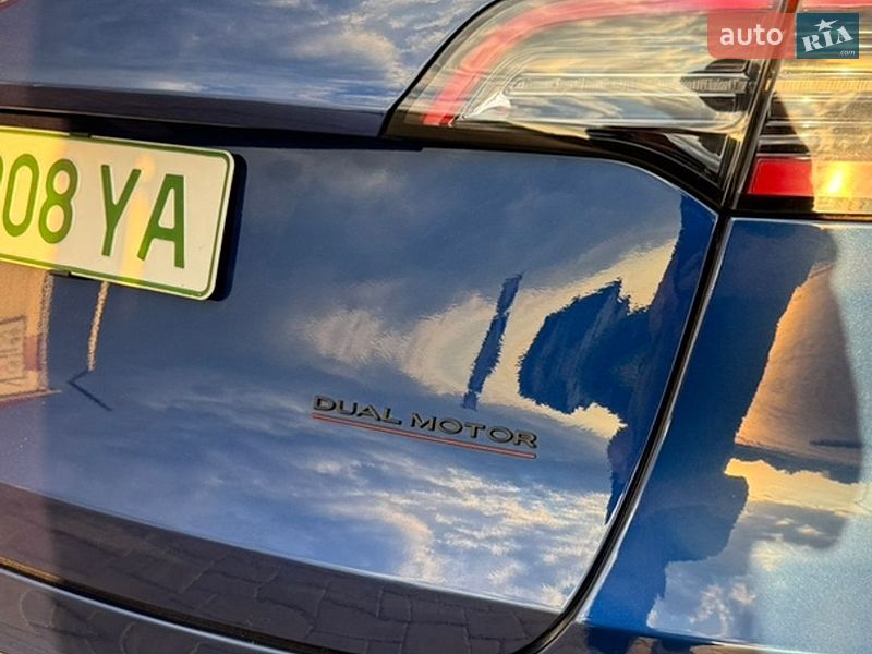Внедорожник / Кроссовер Tesla Model Y 2022 в Луцке