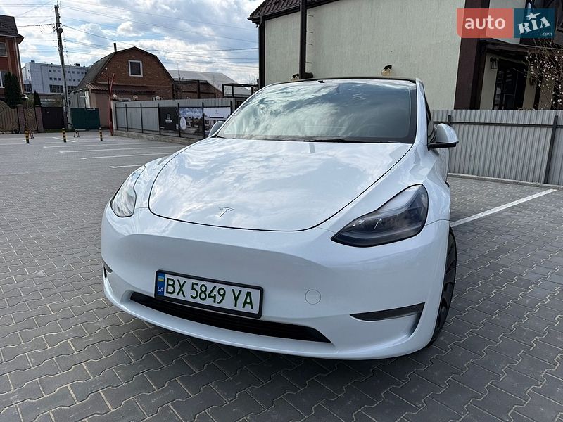 Внедорожник / Кроссовер Tesla Model Y 2024 в Хмельницком