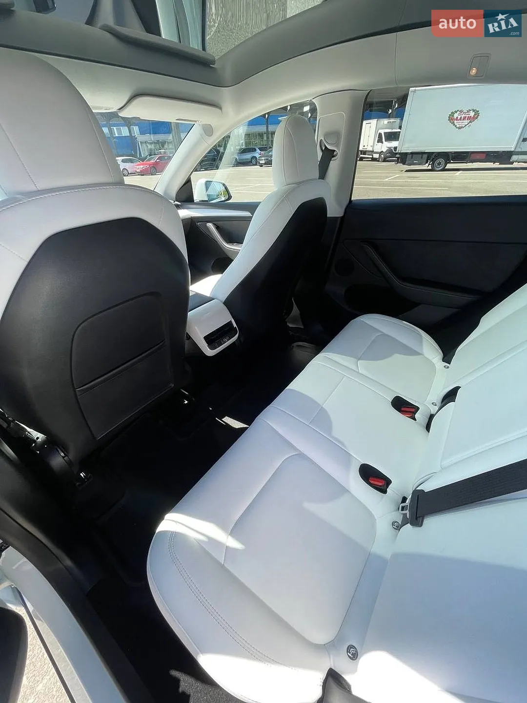 2022 Tesla Model Y - мініатюра 12