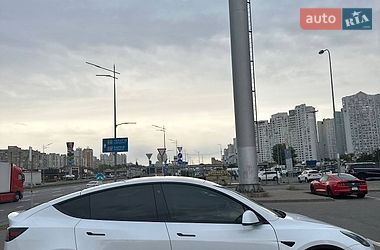 Позашляховик / Кросовер Tesla Model Y 2021 в Києві фото 3 Позашляховик / Кросовер Tesla Model Y 2021 в Києві