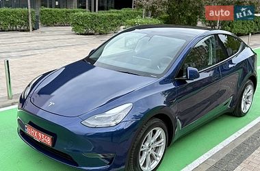 Позашляховик / Кросовер Tesla Model Y 2023 в Києві