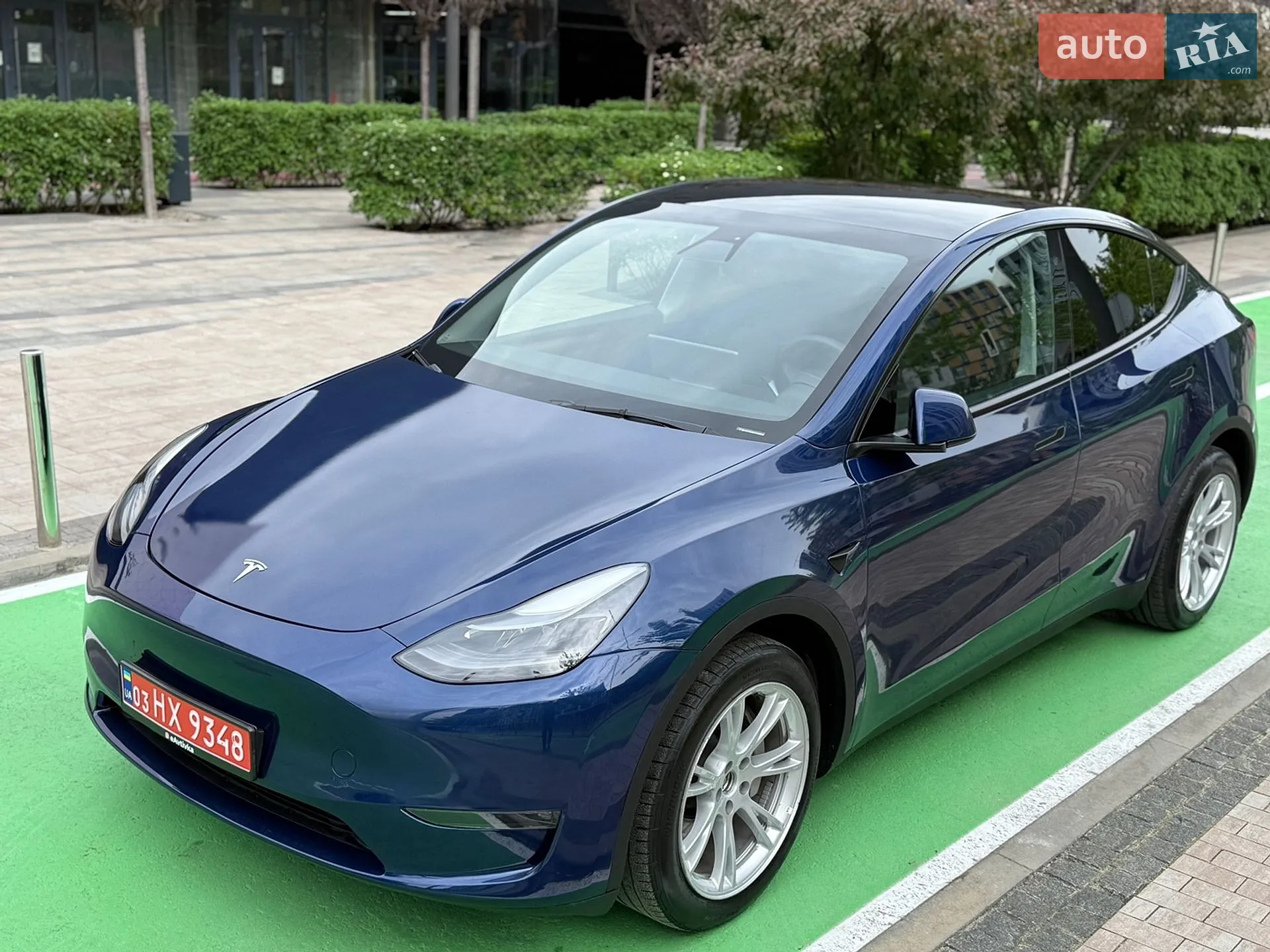 2023 Tesla Model Y - мініатюра 2