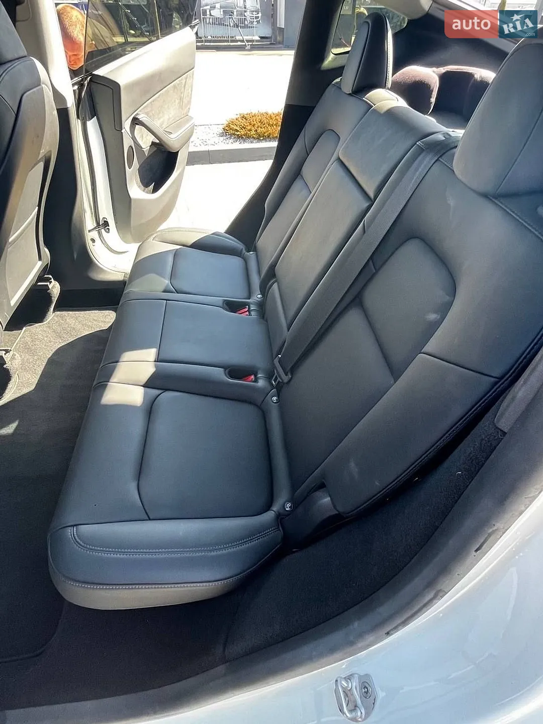 2022 Tesla Model Y - мініатюра 9