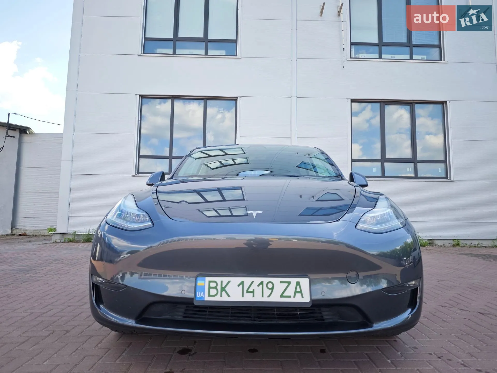 2021 Tesla Model Y - мініатюра 3