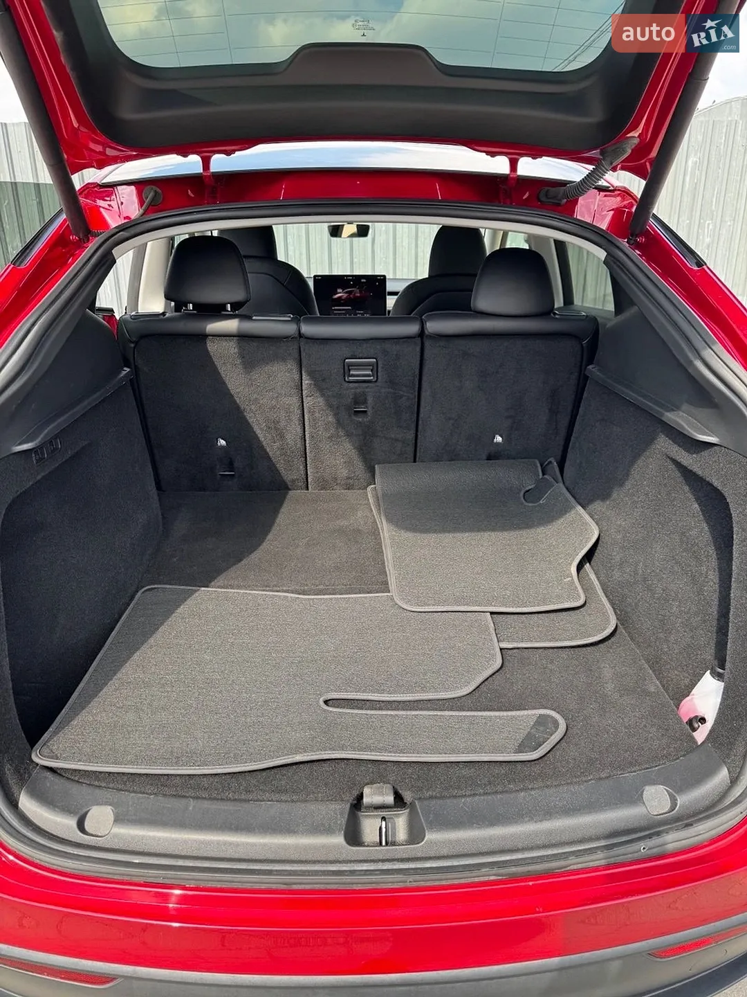 2023 Tesla Model Y - мініатюра 23