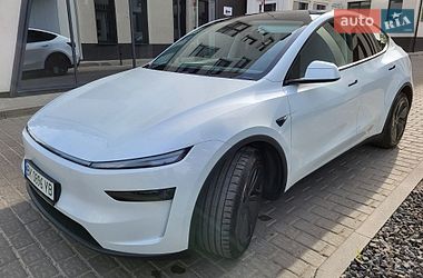 Внедорожник / Кроссовер Tesla Model Y 2025 в Ровно