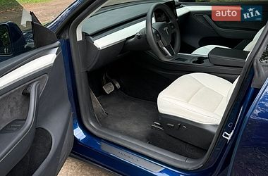 AUTO.RIA – Продам Тесла Модель Уай 2024 (AX7342YA) електро