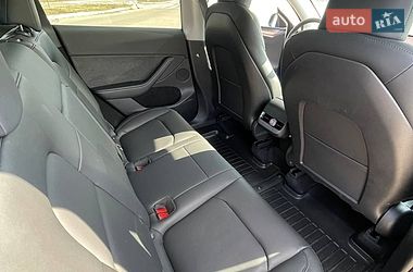 Позашляховик / Кросовер Tesla Model Y 2023 в Києві фото 6 Позашляховик / Кросовер Tesla Model Y 2023 в Києві