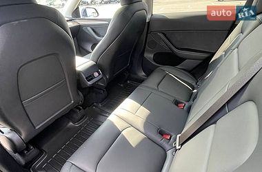 Позашляховик / Кросовер Tesla Model Y 2023 в Києві фото 13 Позашляховик / Кросовер Tesla Model Y 2023 в Києві