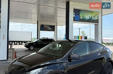 Внедорожник / Кроссовер Tesla Model Y 2023 в Днепре фото 10 Внедорожник / Кроссовер Tesla Model Y 2023 в Днепре