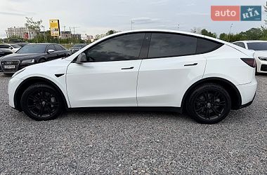 Позашляховик / Кросовер Tesla Model Y 2020 в Києві