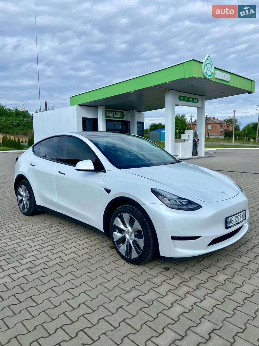 2022 Tesla Model Y - мініатюра 6