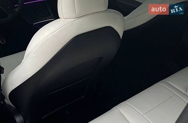 Внедорожник / Кроссовер Tesla Model Y 2021 в Киеве