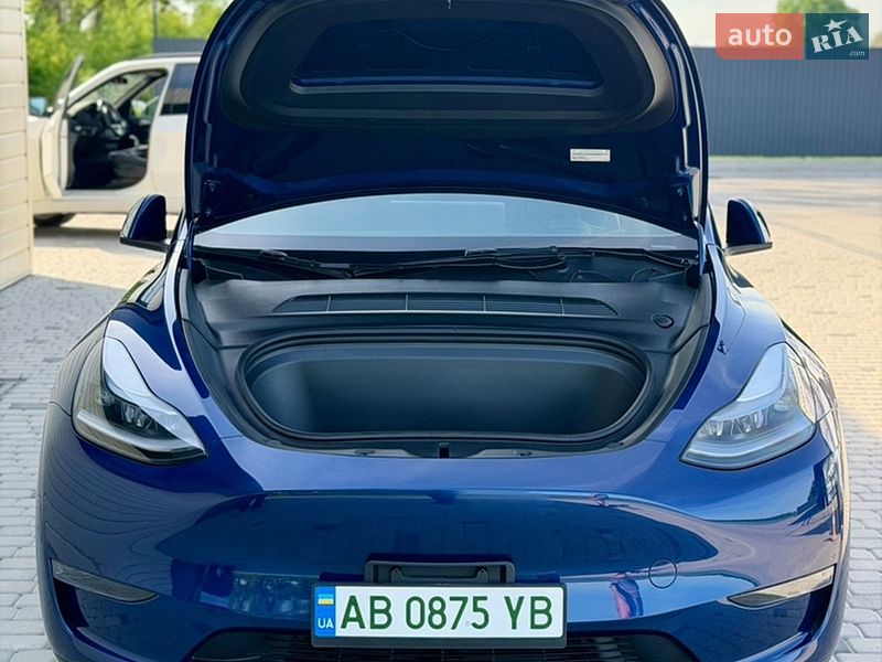 Внедорожник / Кроссовер Tesla Model Y 2024 в Виннице