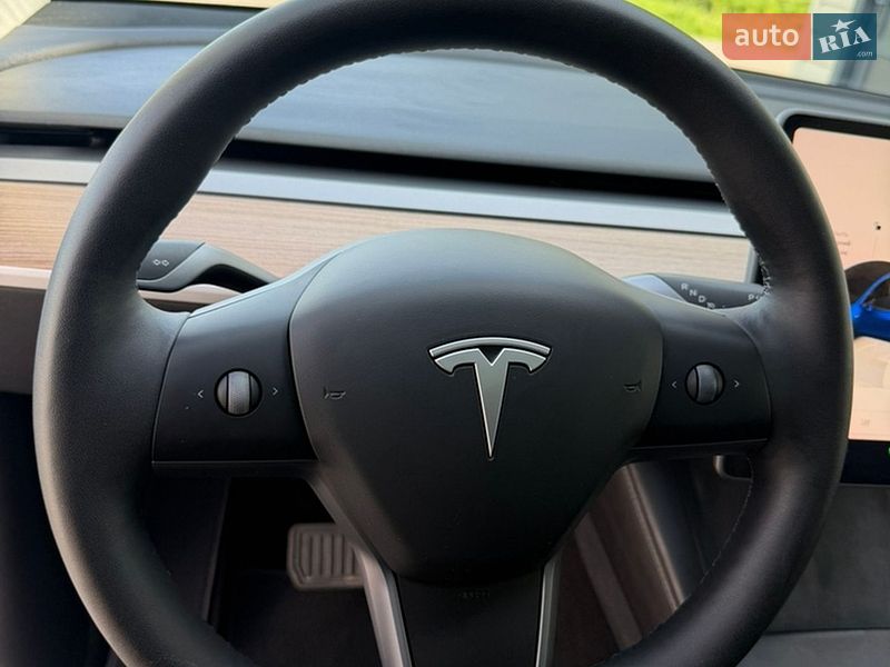 Внедорожник / Кроссовер Tesla Model Y 2024 в Виннице