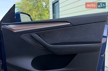 Внедорожник / Кроссовер Tesla Model Y 2024 в Виннице