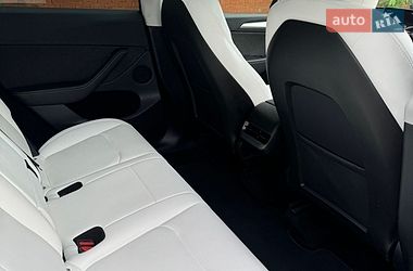 Внедорожник / Кроссовер Tesla Model Y 2024 в Днепре
