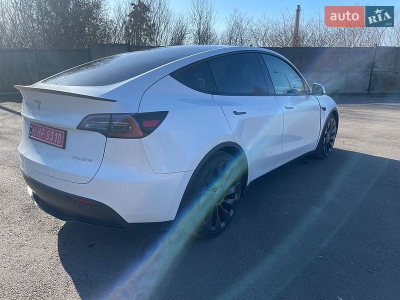 Внедорожник / Кроссовер Tesla Model Y 2024 в Ровно фото 5 Внедорожник / Кроссовер Tesla Model Y 2024 в Ровно