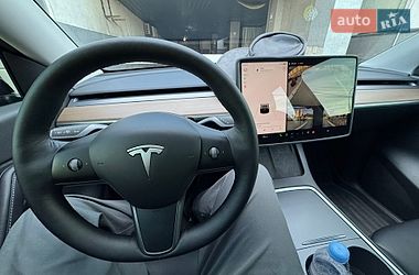 Внедорожник / Кроссовер Tesla Model Y 2022 в Киеве