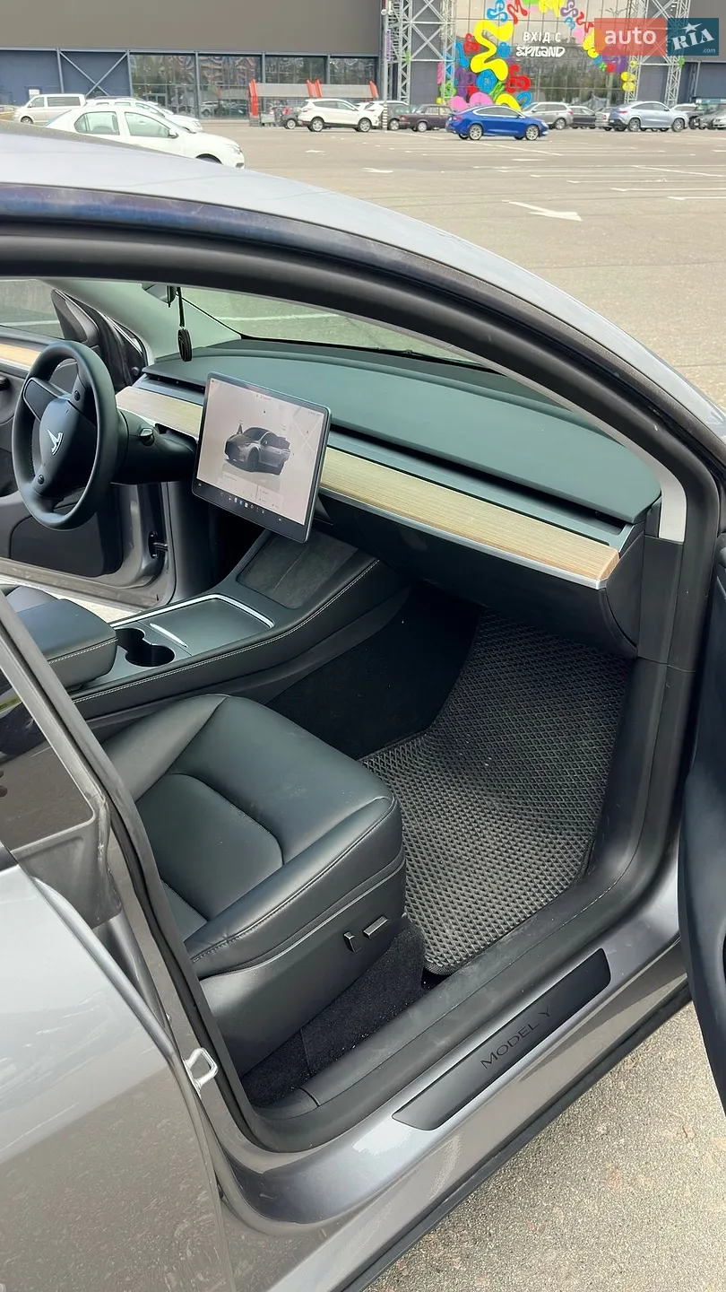 2024 Tesla Model Y - мініатюра 20