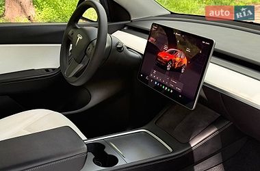Позашляховик / Кросовер Tesla Model Y 2022 в Кропивницькому фото 14 Позашляховик / Кросовер Tesla Model Y 2022 в Кропивницькому