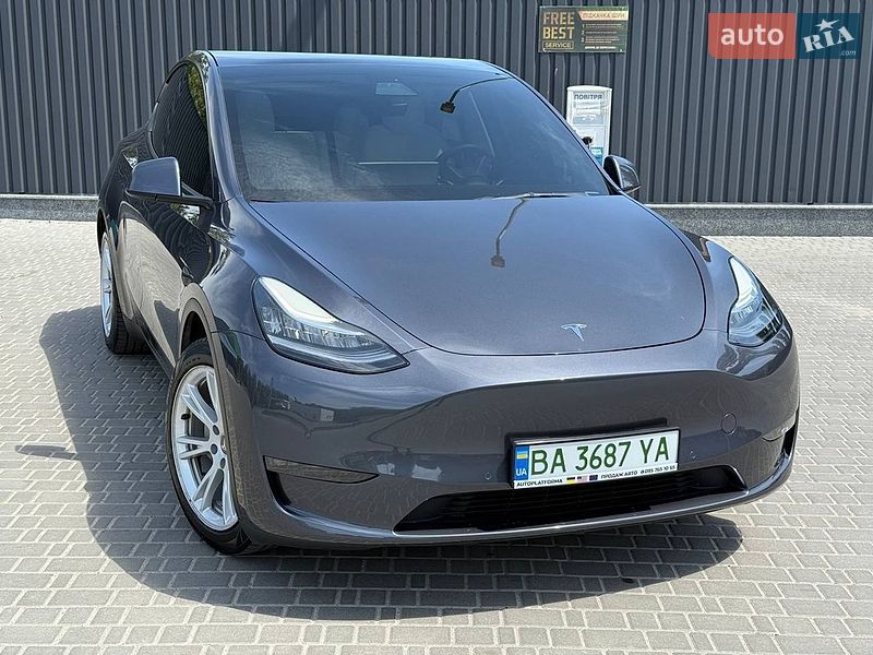 Tesla Model Y 2022 Tesla Model Y 2022