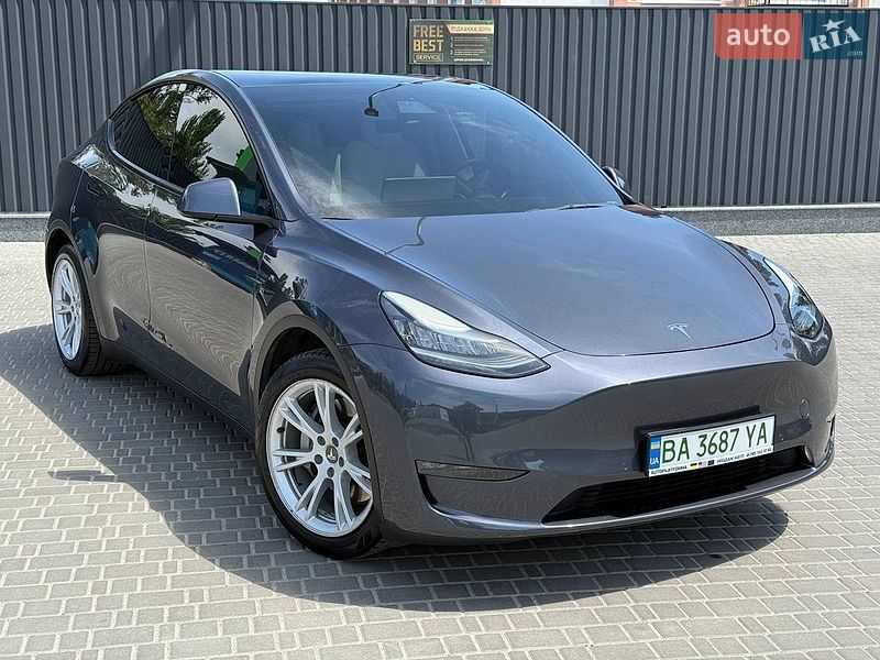 Позашляховик / Кросовер Tesla Model Y 2022 в Кропивницькому фото 9 Позашляховик / Кросовер Tesla Model Y 2022 в Кропивницькому