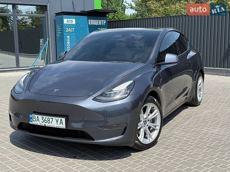 Позашляховик / Кросовер Tesla Model Y 2022 в Кропивницькому фото 2 Позашляховик / Кросовер Tesla Model Y 2022 в Кропивницькому