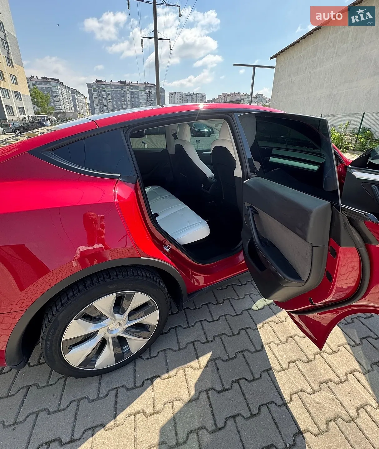 2022 Tesla Model Y - мініатюра 6