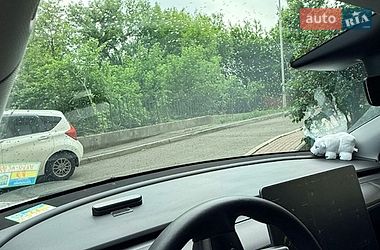 Позашляховик / Кросовер Tesla Model Y 2021 в Києві