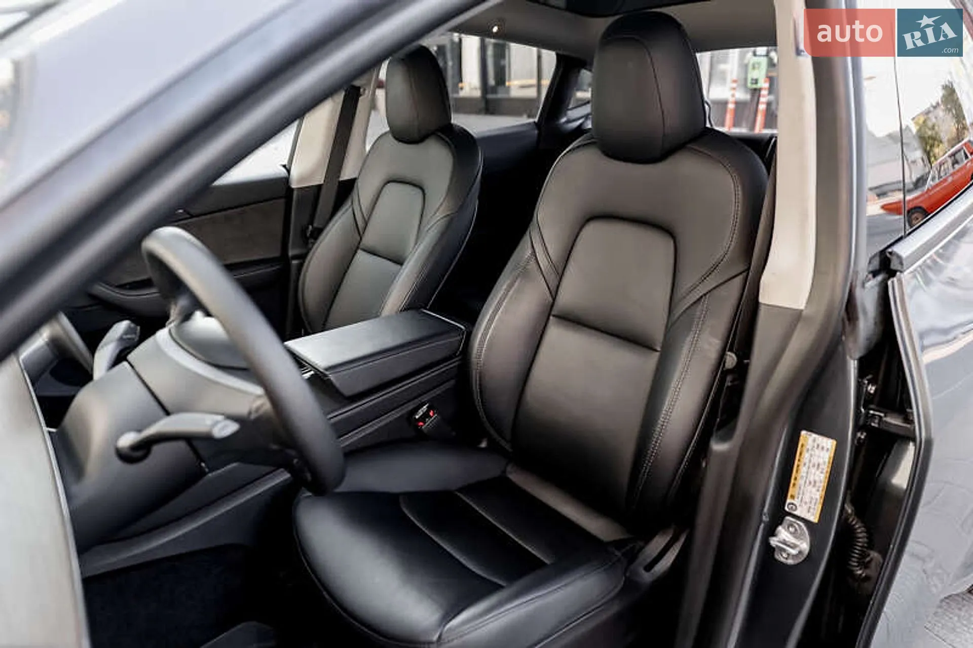 2022 Tesla Model Y - мініатюра 11
