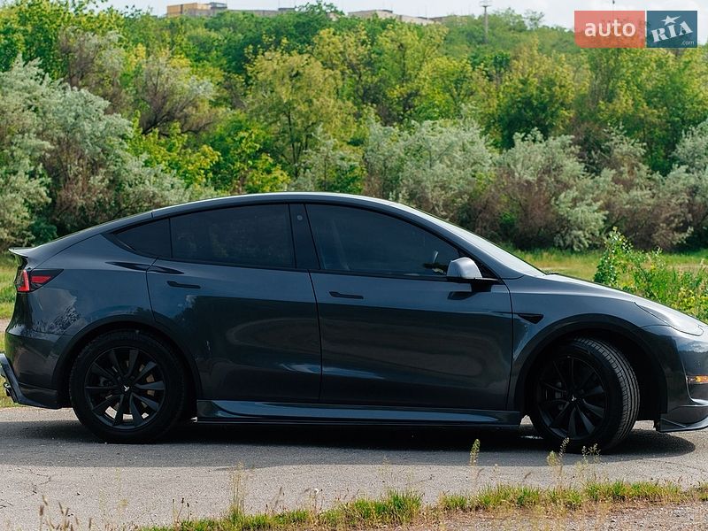 Позашляховик / Кросовер Tesla Model Y 2020 в Дніпрі