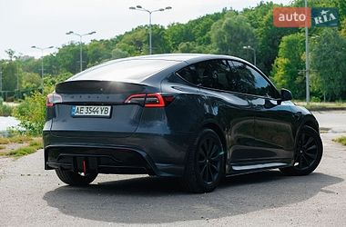 Позашляховик / Кросовер Tesla Model Y 2020 в Дніпрі