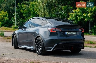 Позашляховик / Кросовер Tesla Model Y 2020 в Дніпрі