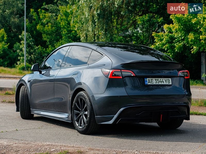 Позашляховик / Кросовер Tesla Model Y 2020 в Дніпрі