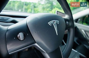 Позашляховик / Кросовер Tesla Model Y 2020 в Дніпрі